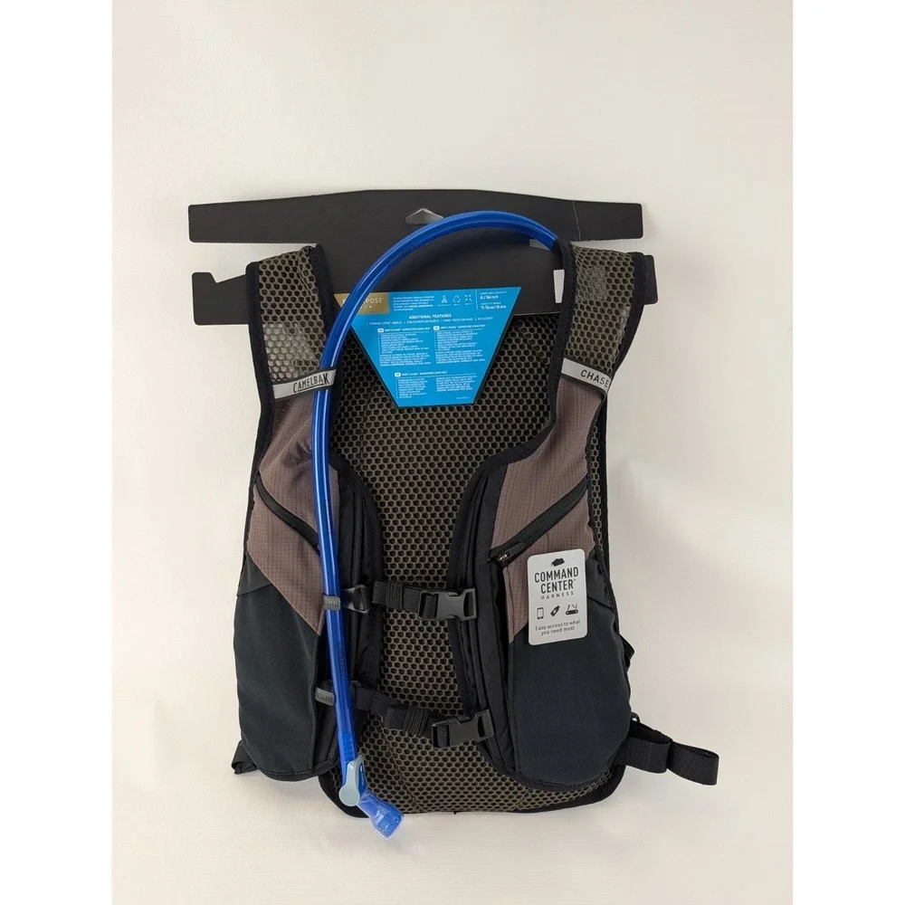 CamelBak Chase Adventure 8 Lightweight Hydration Vest 70oz Pack Black New‎